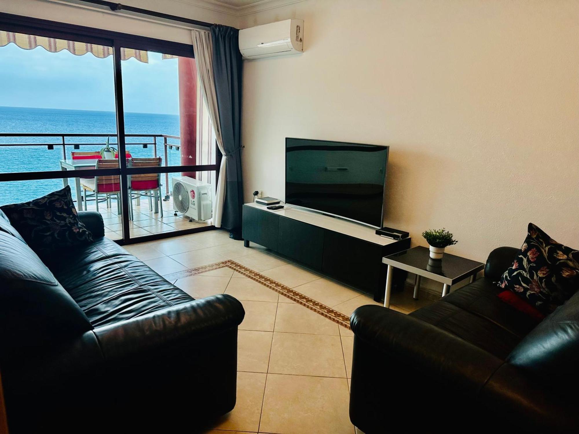 Su Eminencia - Sea View Apartment With Modern Comforts Playa Del Cura  Εξωτερικό φωτογραφία